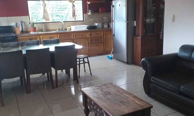 Roble House | Comfortable home on beautiful property close to San Jose