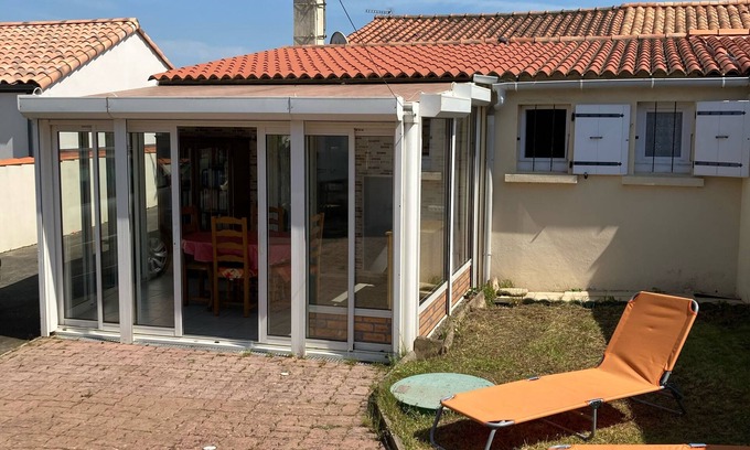 Jard-sur-Mer House | Comfortable house near town center and beaches