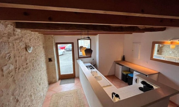 Vic-Fezensac House | Comfortable house in thriving town