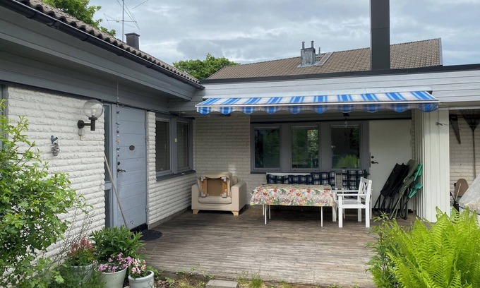 Umea Villa | Comfortable house on quiet street in oldest part of Umeå. Fully equipped.