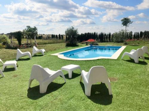 Villanueva del Duque House | Comfortable House with Shared Pool in Alcaracejos