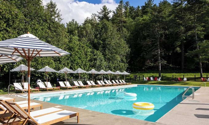 Stowe Area House | Comfortable Modern Room Perfect for Adventurous Trips! Outdoor Pool