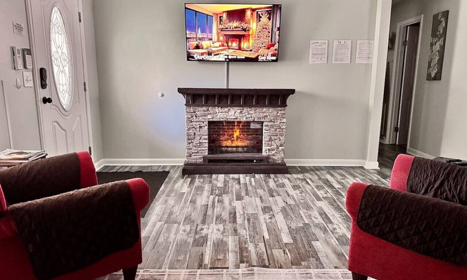 Burton House | Comfortable Open Space. Pets are allowed