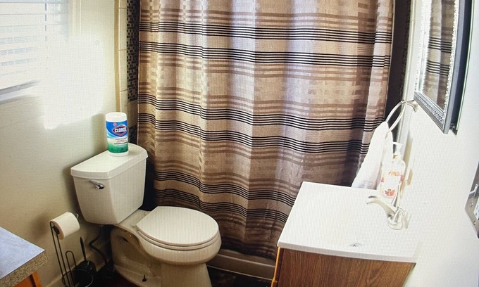 Oneida Apartment | Comfortable place to work , wedding stays, Casino events