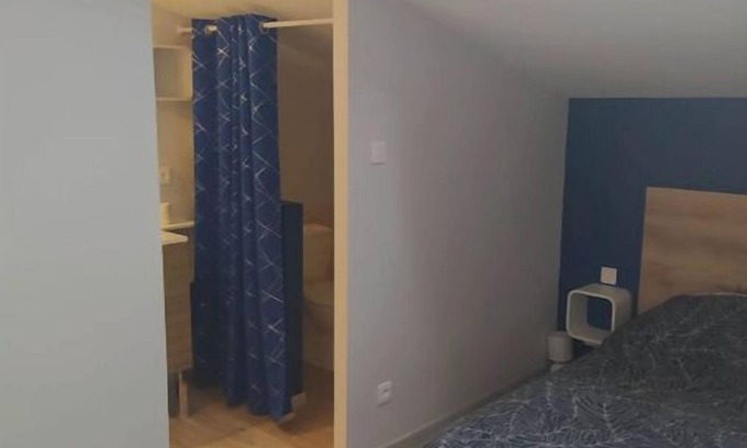 Aiguelèze Apartment | Comfortable, quiet apartment ideally located between Albi and Cordes