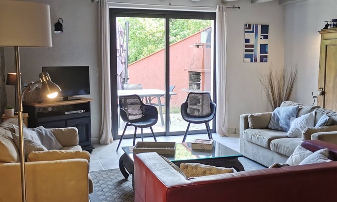 Sevremoine Cottage | Comfortable rural cottage on the banks of the Nantes Sèvre, near Puy du Fou