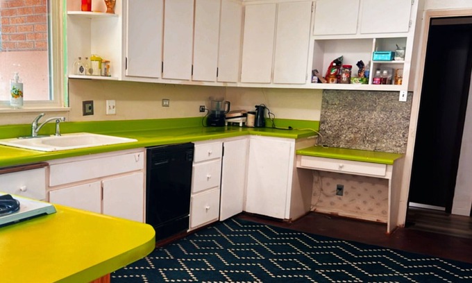 Williamsville House | Comfortable & safe