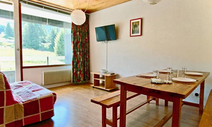 Chamrousse Apartment | Comfortable studio for 4 with balcony, pets allowed