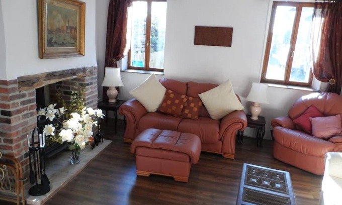 Etagnac House | Comfortable, stylish house in small rural village