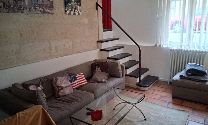 Le Bouscat House | Comfortable townhouse with garden