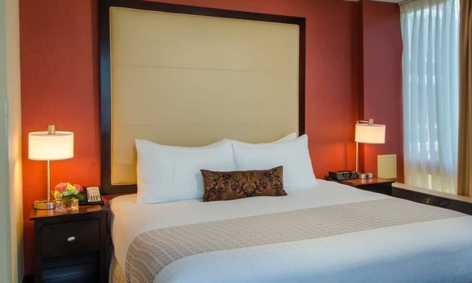 Dupont Circle Hotel | Comfortable Unit Near Georgetown! Pet-friendly Accommodation!