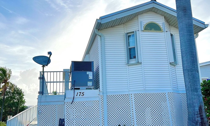 Cudjoe Key House | Comfortable Waterfront Vacation Rental minutes from key west w boat dock 35 ft