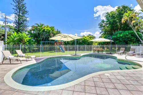 East Naples Villa | Comfortably Chic Pool Home Retreat