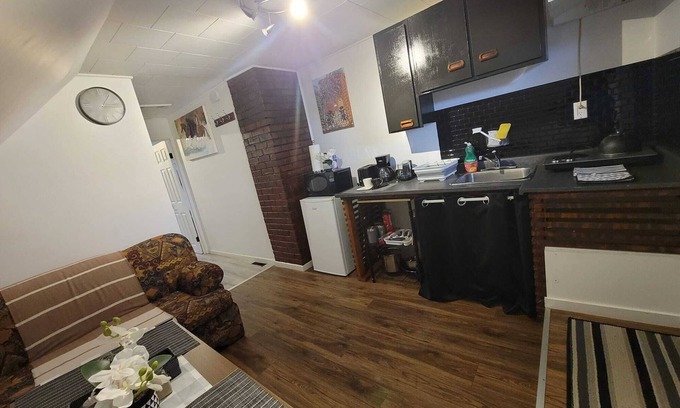 Edmundston Apartment | Comfy, 1 bdrm. apartment, close to highway with AC and WiFi in superb Edmundston