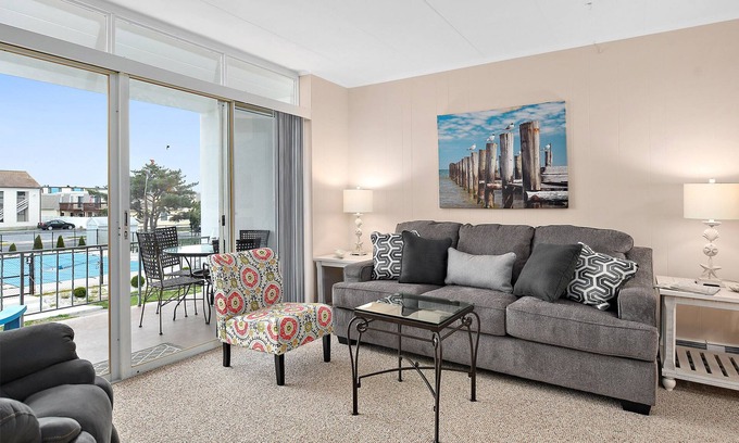 Ocean City Condo | Comfy 1 BR 1 BA Unit With Pool and Close to the Boardwalk.