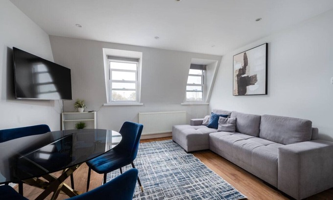 Belsize Park Apartment | Comfy 2 Bed Flat (QCE)