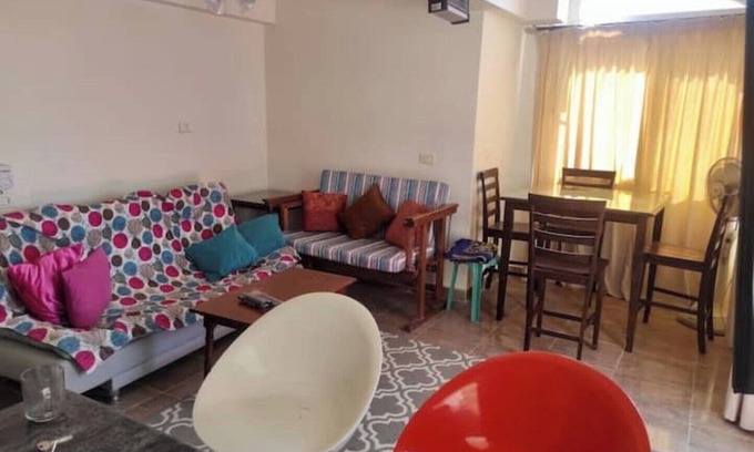 Bab Sharqi Apartment | Comfy 2-bedrooms 2-bathrooms Unit Lazorde Bay D20