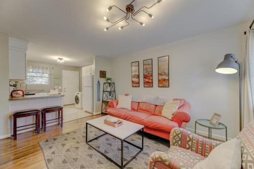 Old Shandon Apartment | Comfy and Convenient Condo