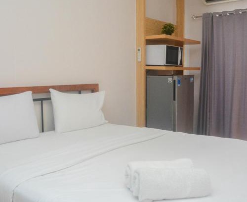 Depok Apartment | Comfy and Tidy Studio at Cinere Resort Apartment By Travelio