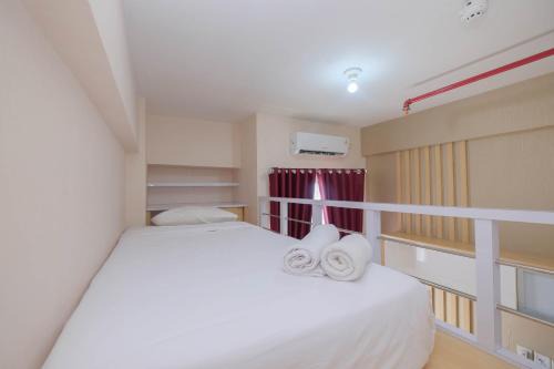 Depok Apartment | Comfy and Tidy Studio at Dave Apartment By Travelio