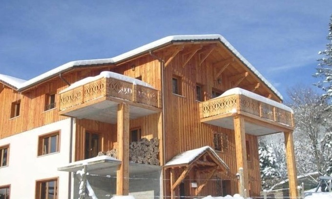 Le Thillot Apartment | Comfy chalet with a dishwasher, in the High Vosges