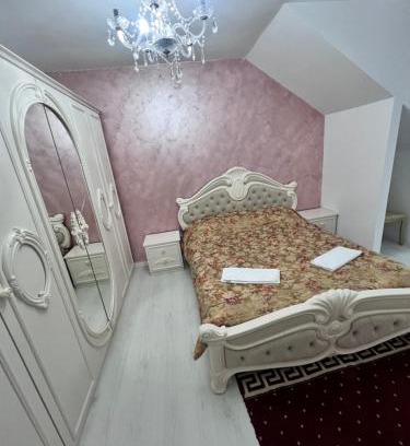 Floresti Apartment | Comfy condo Floresti