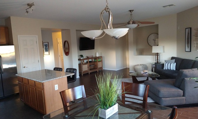 Rancho Vistoso House | Comfy Cozy Casa in Rancho Vistoso. Close to parks and and trails.