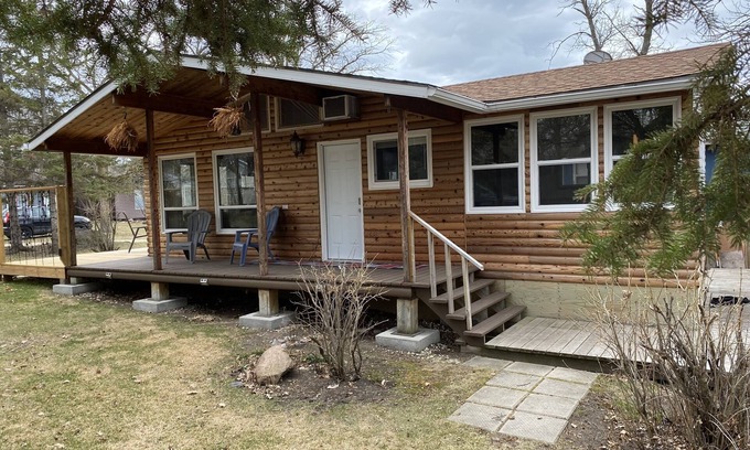 Grand Beach Cabin | Comfy Cozy Cedar All-Season House Cabin