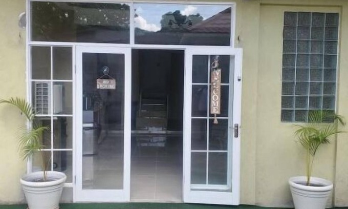 Port Antonio House | Comfy Guest Rooms
