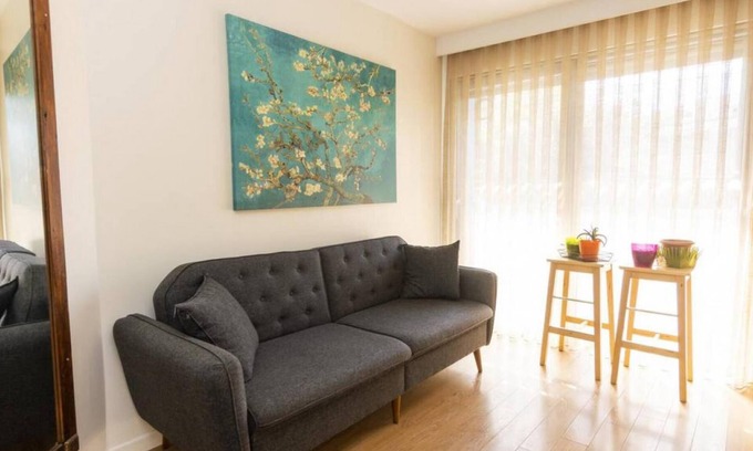 Bomonti Apartment | Comfy Home near Public Transportation in Sisli