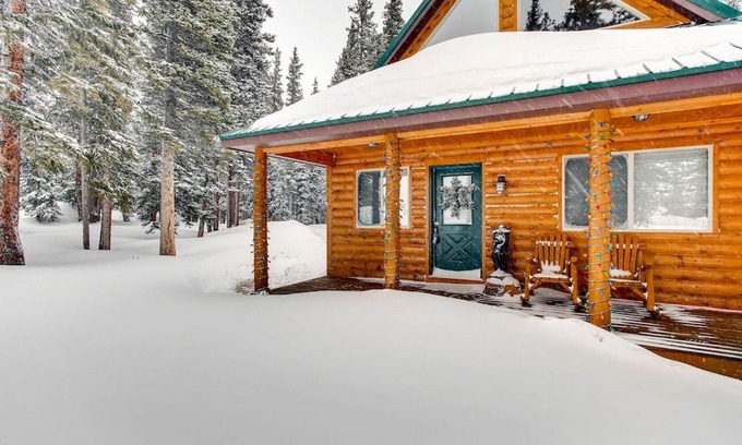 Valley of the Sun House | Comfy Mountain Cabin with Privacy and Great Views - Whimsical Hollow