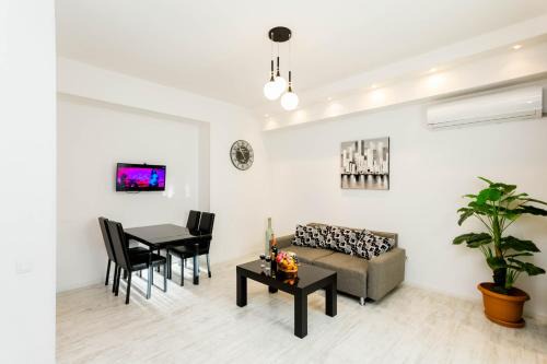 Tbilisi City Centre Apartment | Comfy point in the city center