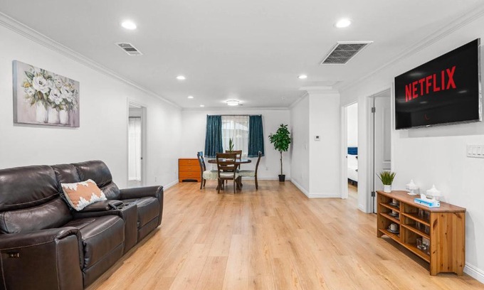San Gabriel House | Comfy Retreat with Yard & Cozy Interiors