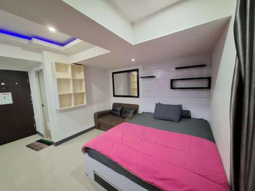 Cipaganti Apartment | Comfy Rooms Jarrdin Apartment Cihampelas Bandung by Made