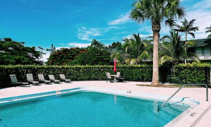 Jensen Beach Apartment | Comfy & Spacious 1 BR APT w/Pool near downtown