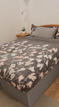 Stockwell Apartment | Comfy stay, Stockwell SW9