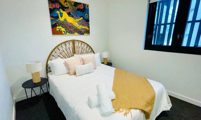 Southbank Apartment | Comfy unit in front of Crown w/Free Parking