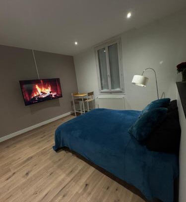 Poligny Bed & Breakfast | Comme à la maison - Chambre et salle de bain privée & petit déjeuner