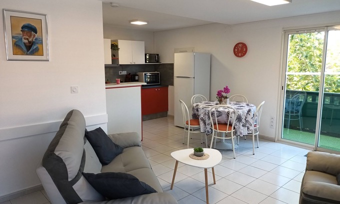 Narbonne-Plage Apartment | "COMME CHEZ VOUS" meublé TOURISME labellisé 3 étoiles à 300 m de la plage