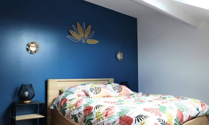 Calais Apartment | Commerces Alentours et Proche Eurotunnel