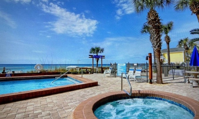 Lower Grand Lagoon Condo | COMMODORE DISCOUNT - 1200/week through 2024 - includes beach chairs/umbrella