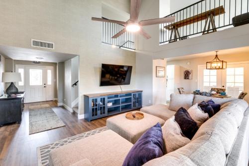 Cottonwood House | Community Perks and Patio Sun Lakes Home!