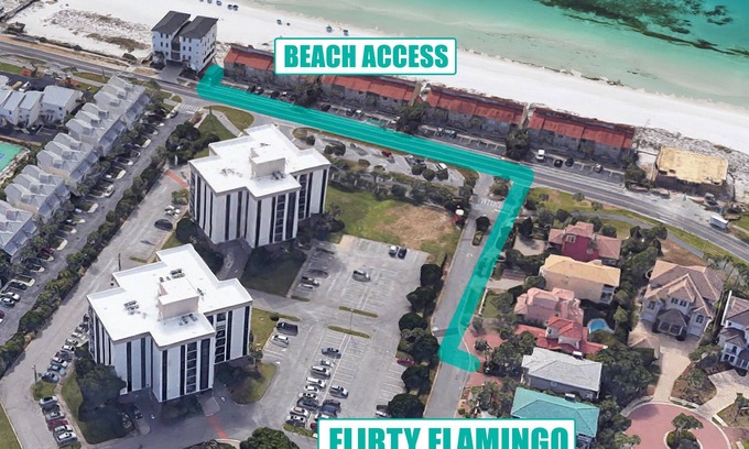 Fort Walton Beach - Destin House | 🦩Community Pool-350yards2Beach-4 Bikes Available-5BR Flirty Flamingo 🦩
