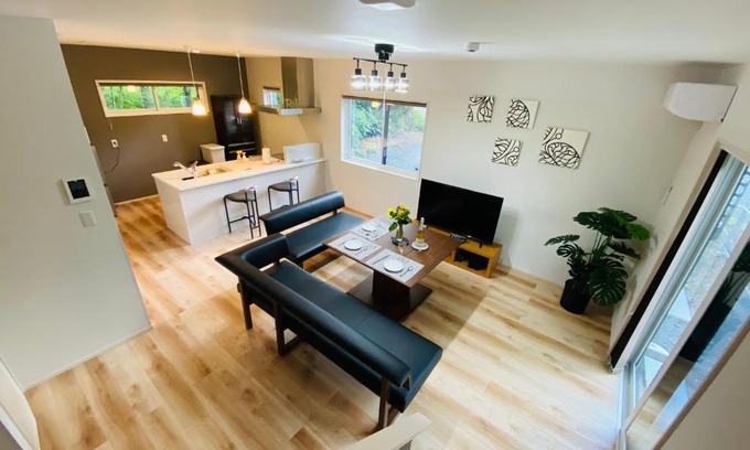 Kirizumi Onsen Apartment | Compass Duo