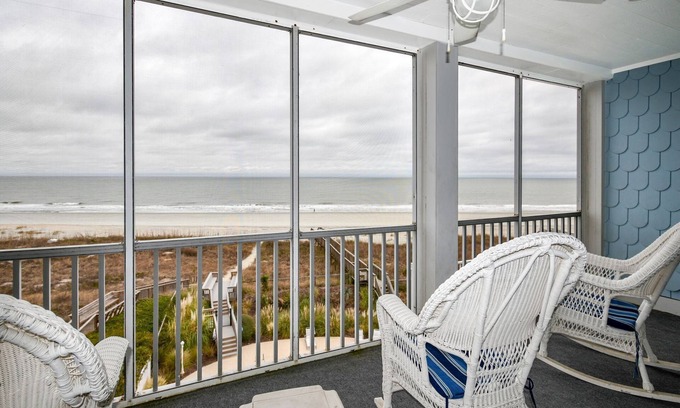 Murrells Inlet Condo | Compass Rose 41 | Oceanfront Condo, South of Garden City Pier