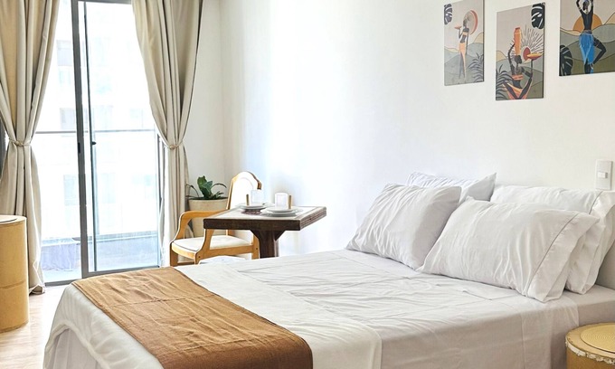 Santo Cristo Apartment | Complete studio in the center of Rio VLT in front and close to Zona Sul