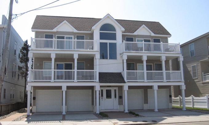 Wildwood Condo | Completely Refurbished, Modern Accommodations, and One Block to the Beach!