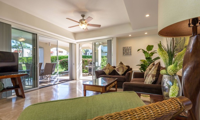 Wailea Condo | COMPLETELY REMODELED-AC THROUGHOUT-GROUND FLOOR-METICULOUS CLEANING