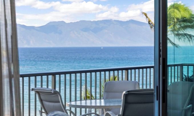 Kaanapali Apartment | Completely remodeled Whaler on Kaanapali Beach, stunning views of black rock!