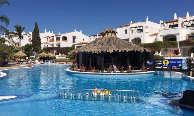 Complejo turistico Amarilla Golf Apartment | Completely renovated apartment in Fairways Club Tenerife South